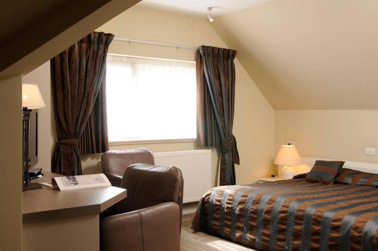 Hotel Salons De Vrede Ichtegem Quarto foto