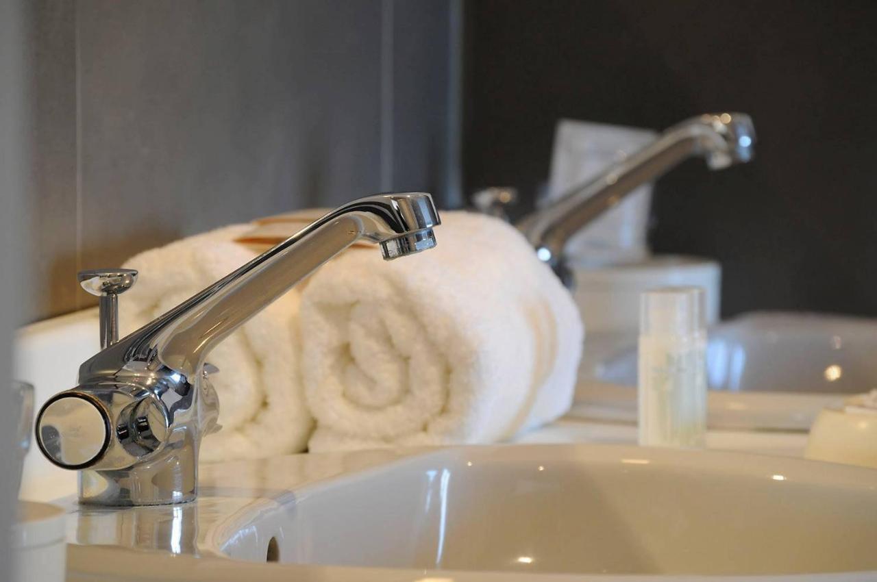 Hotel Salons De Vrede Ichtegem Quarto foto
